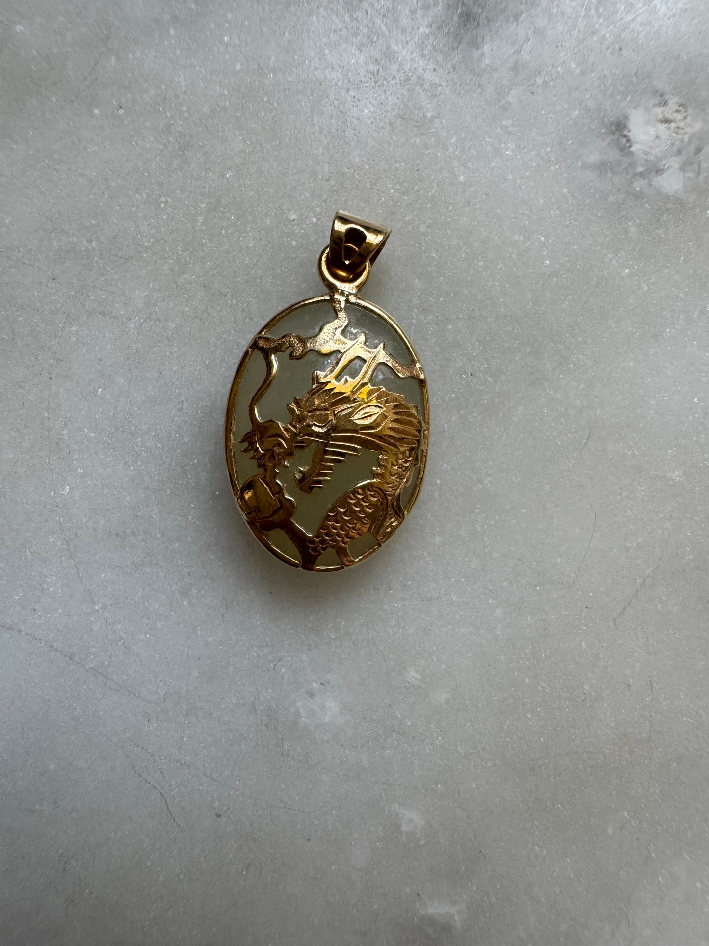 14k Jade Dragon Oval Pendant