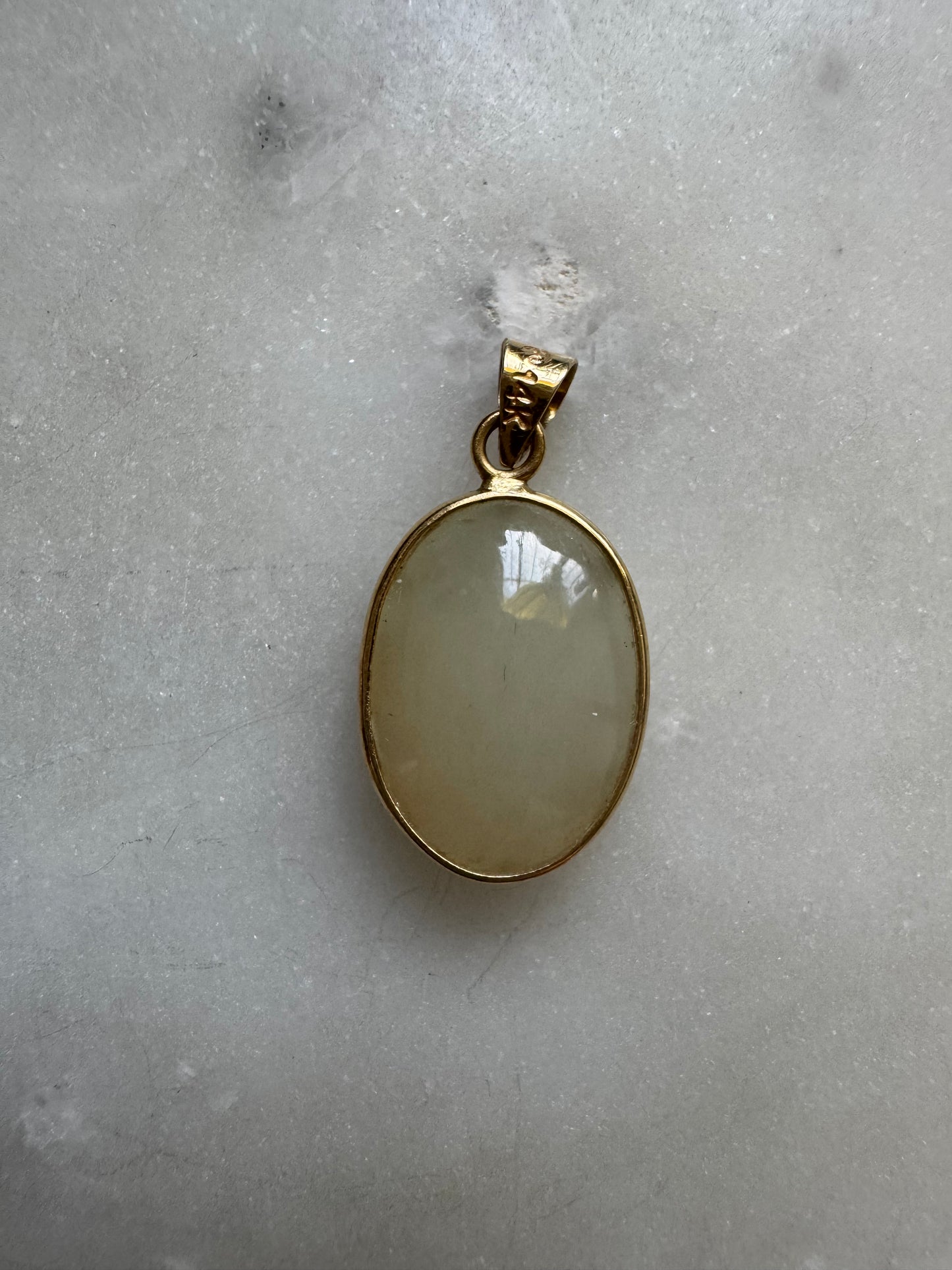 14k Jade Dragon Oval Pendant