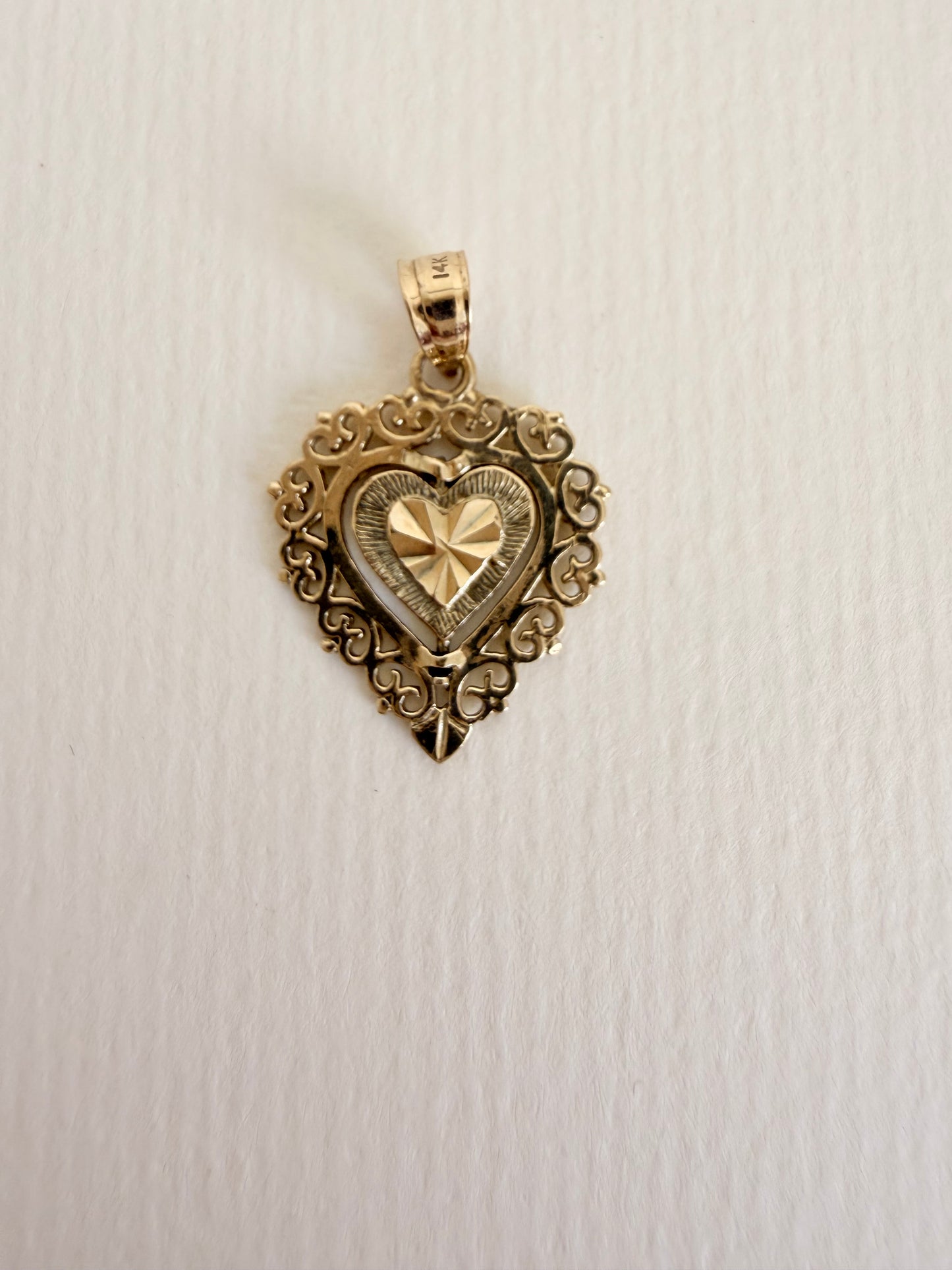 14k Filigree Heart "I Love You" Spinner Charm