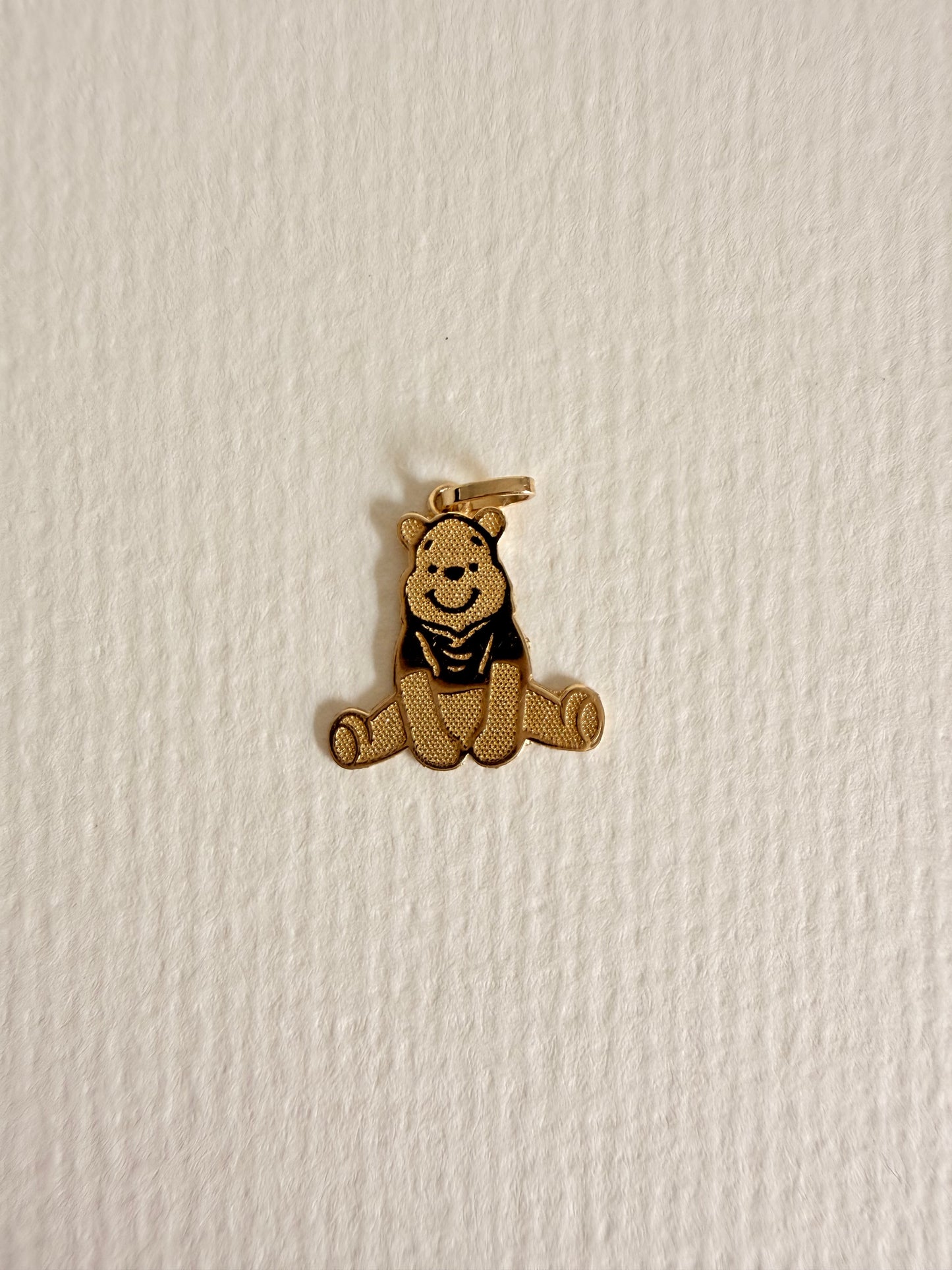 10K Vintage Pooh Bear Charm