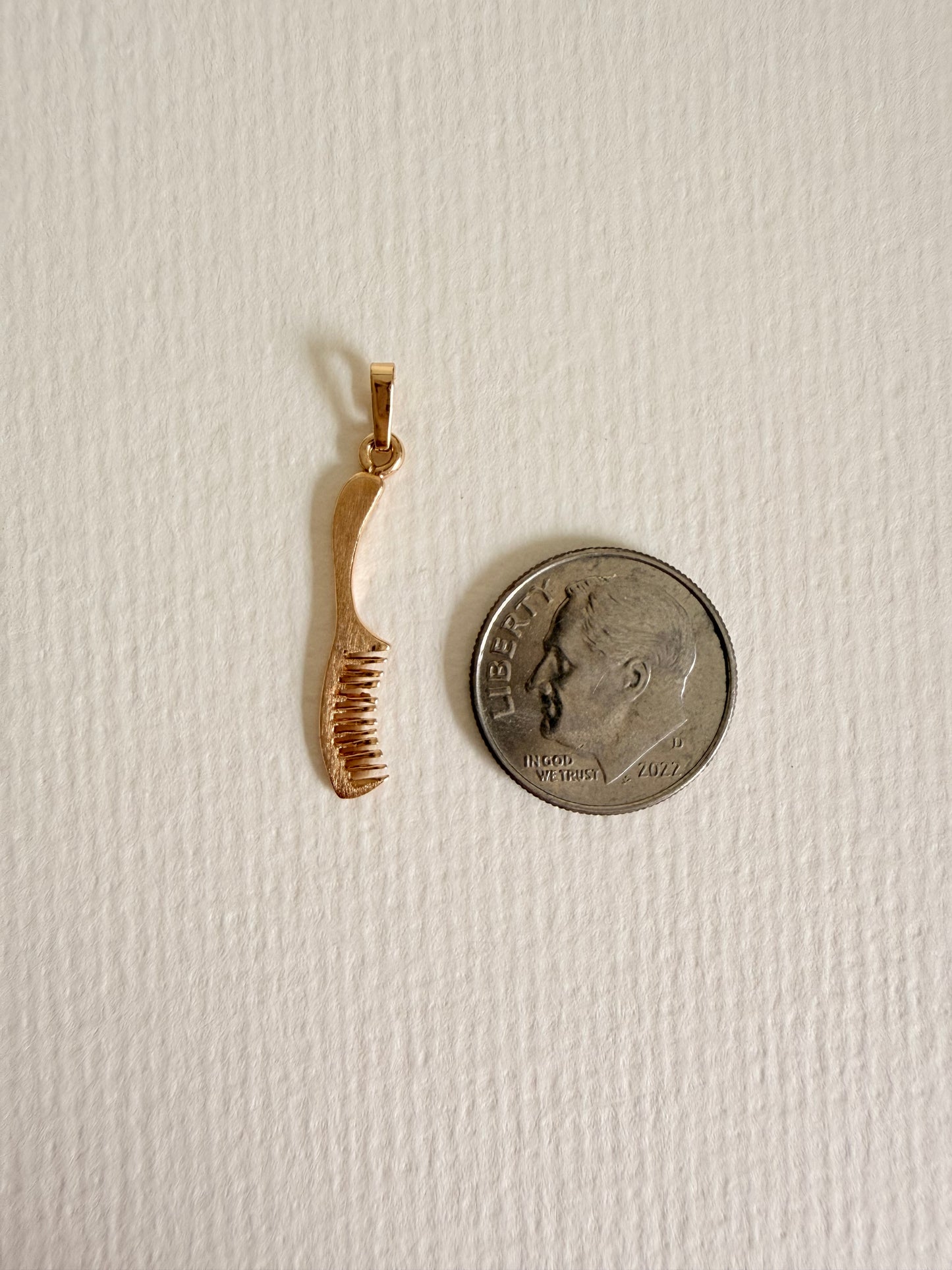 14k Yellow Gold Vintage Hair Comb Charm