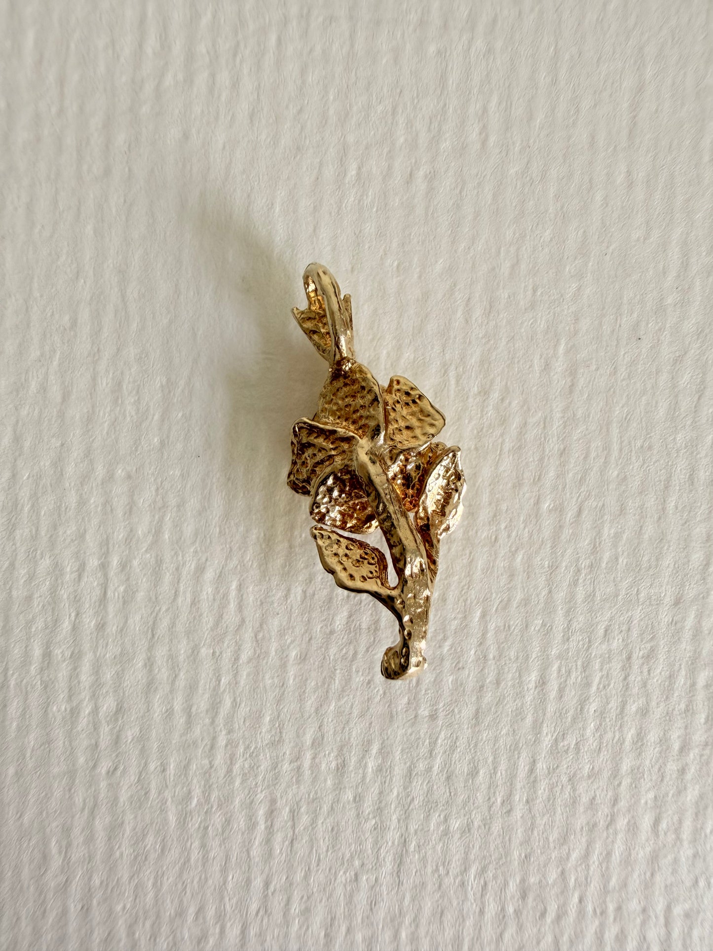 14k  3D Detailed Vintage Flower Rose