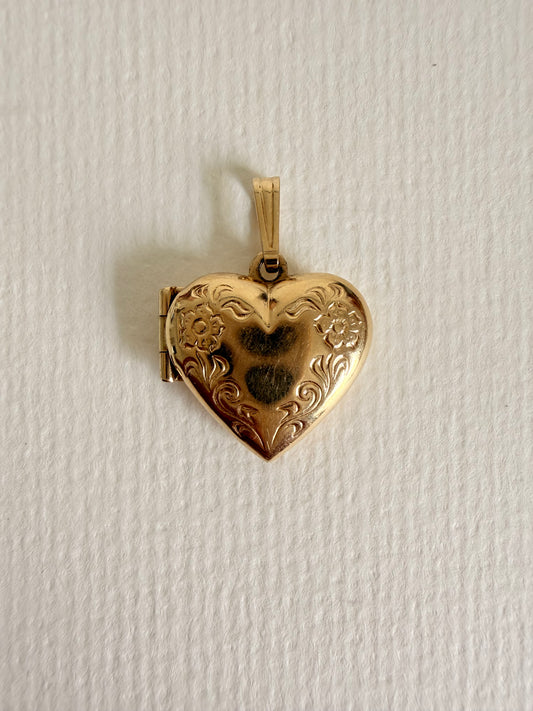 14k Vintage Floral Heart Locket